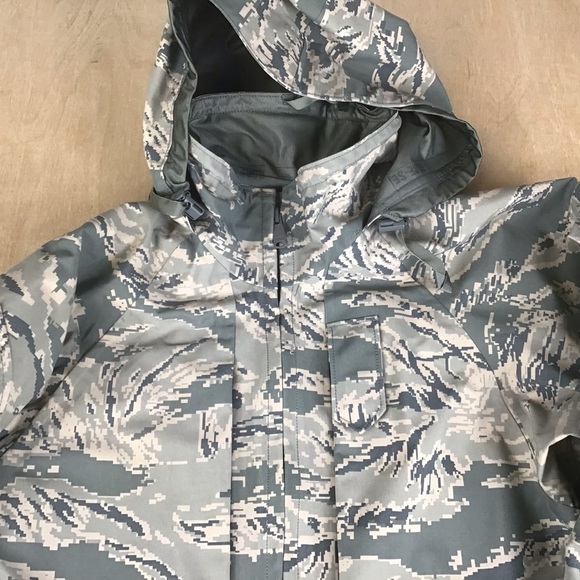 US Army All Purpose Environmental Camouflage Parka Mens Small Hooded Insulated - Picture 3 of 10